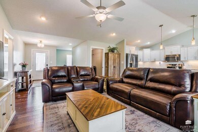 8773 S Kelliann Way, Manhattan, KS 66502 - photo 5