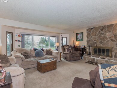 3845 NE Rene Ave, Gresham, OR 97030 - photo 4