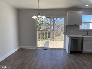 1211 Adeline Way, Capitol Heights, MD 20743 - photo 4