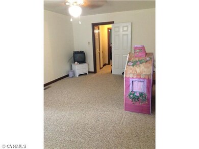 4813 Pawpans Ct, North Chesterfield, VA 23237 - photo 3