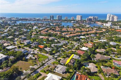 747 Park Shore Dr, Naples, FL 34103 - photo 4