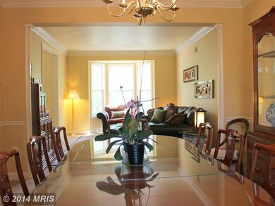 8512 Wispy Branch Ct, Laurel, MD 20723 - photo 6