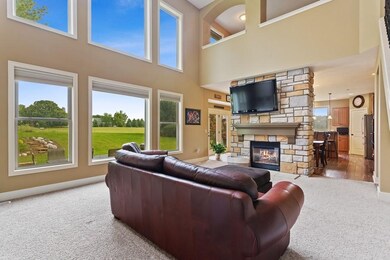 04_4687LegendTrail_1_LivingRoom_LowRes