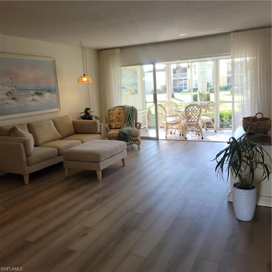 401 Charlemagne Blvd unit 112, Naples, FL 34112 - photo 3