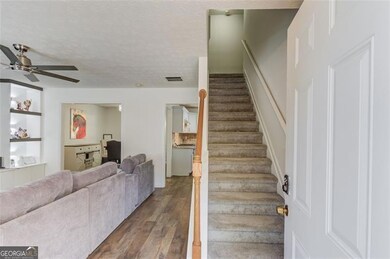 1811 Hayden Mill Ct, Lawrenceville, GA 30043 - photo 5