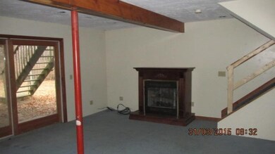 11900 Berridge Family Room.JPG