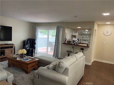 5116 Don Pio Dr, Woodland Hills, CA 91364 - photo 7