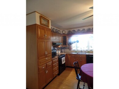 604 3rd Ave, Berlin, NH 03570 - photo 5