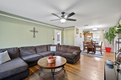 317 Norwood Dr, Hurst, TX 76053 - photo 5