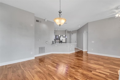 617 Terrace Ridge Cir unit 131, Davenport, FL 33896 - photo 2