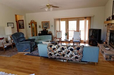 Living Room01