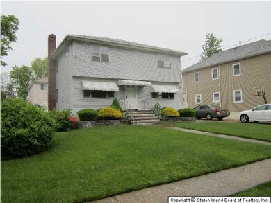 75 Claypit Rd, Staten Island, NY 10309 - photo 2