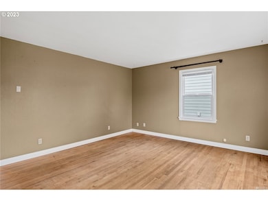 3129 Fir St, Longview, WA 98632 - photo 6