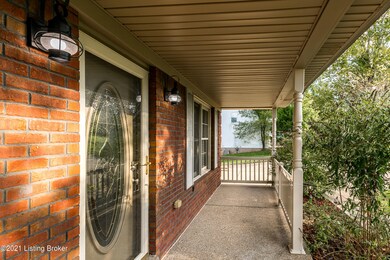 170 Park Ridge Dr, Mount Washington, KY 40047 - photo 2