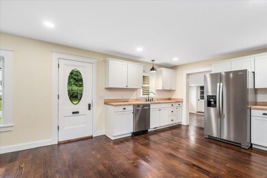 20 Preston St, Hillsborough, NH 03244 - photo 5