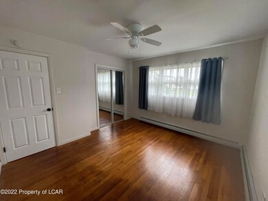 129 Spring St, Wilkes Barre, PA 18702 - photo 5