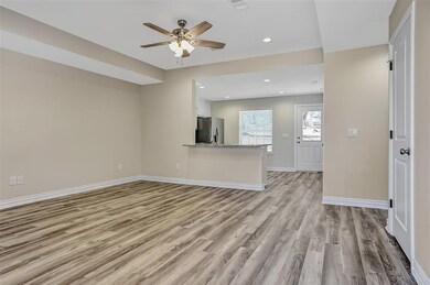 1001 N Barrett Ave, Denison, TX 75020 - photo 5