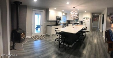 Kitchen 1 MC