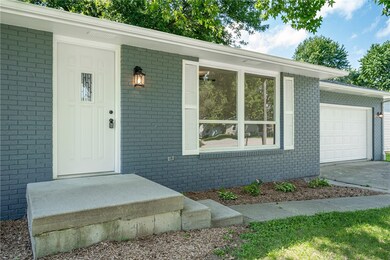 1013 N Martin St, Effingham, IL 62401 - photo 7