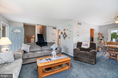 468 Sweetbriar Dr, Harrisburg, PA 17111 - photo 7