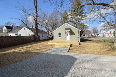 213 E Berkley Ave, Muncie, IN 47303 - photo 5