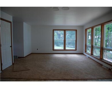 4052 S Shore Dr, Erie, PA 16505 - photo 3