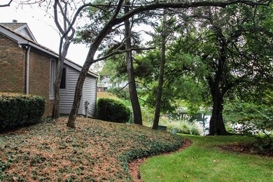 6049 Cranberry Ct, Columbus, OH 43213 - photo 7