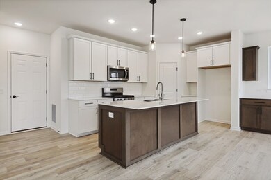 The Crestwood - Kitchen