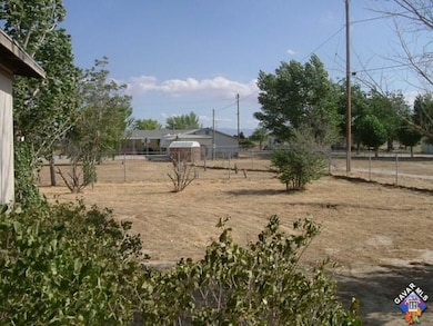 2582 Davenport St, Rosamond, CA 93560 - photo 3