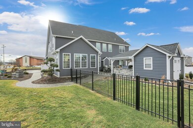 472 Lynn Dr, Chambersburg, PA 17202 - photo 6