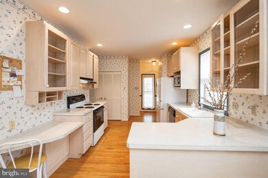 1125 Marthas Ct E, Knoxville, MD 21758 - photo 2