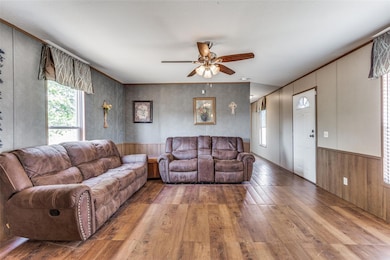 1504 Reef Dr, Azle, TX 76020 - photo 7