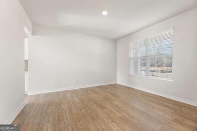 4081 Trimrose Ct, Atlanta, GA 30349 - photo 4