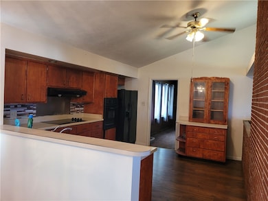 231 S Redwood Ln, Decatur, IL 62522 - photo 7