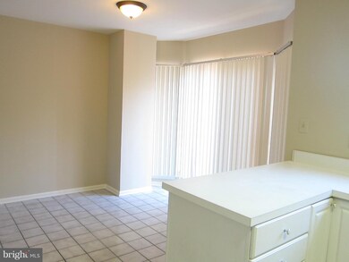 4903 Lockard Dr, Owings Mills, MD 21117 - photo 4