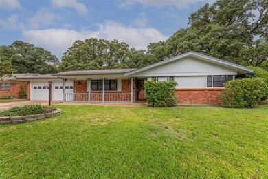 608 Post Oak Dr, Hurst, TX 76053 - photo 2
