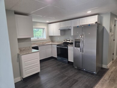 31 Maple St unit 5, Hopkinton, NH 03229 - photo 2