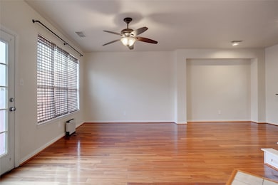 2524 Jacobson Dr, Lewisville, TX 75067 - photo 4