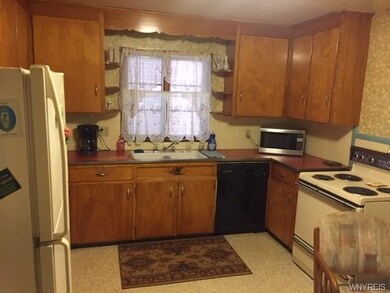 521 17th St, Niagara Falls, NY 14301 - photo 4