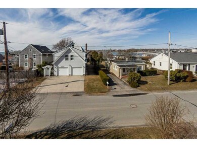 32 Crest St, Middletown, RI 02842 - photo 2