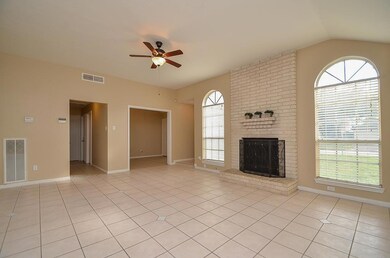 15518 Pebble Lake Dr, Houston, TX 77095 - photo 4