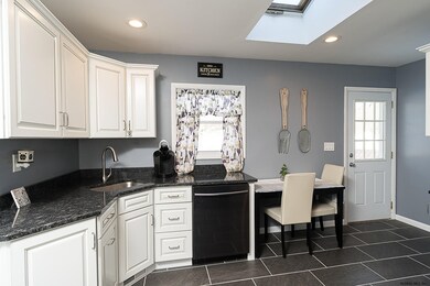 4 Frantone Ln, Albany, NY 12211 - photo 3