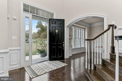 10167 Sycamore Hollow Ln, Germantown, MD 20876 - photo 5