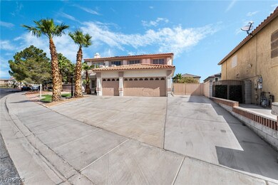 Mediterranean / spanish-style house featuring conc