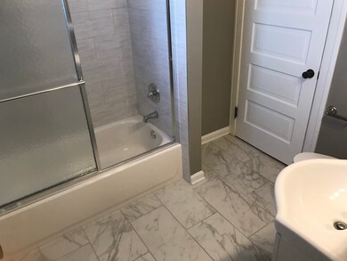 204 N View St, Aurora, IL 60506 - photo 5