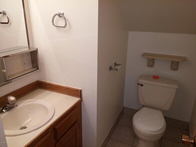 1541 W Tudor Rd unit 8, Anchorage, AK 99503 - photo 4