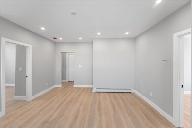 735 Broadway unit 3R, Pawtucket, RI 02861 - photo 2