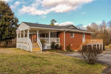 6625 Coltrane Mill Rd, Greensboro, NC 27406 - photo 3