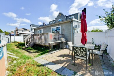 31 Linden St, Carteret, NJ 07008 - photo 5