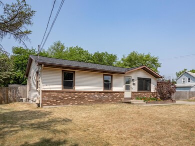 7561 Walnut Ave-102